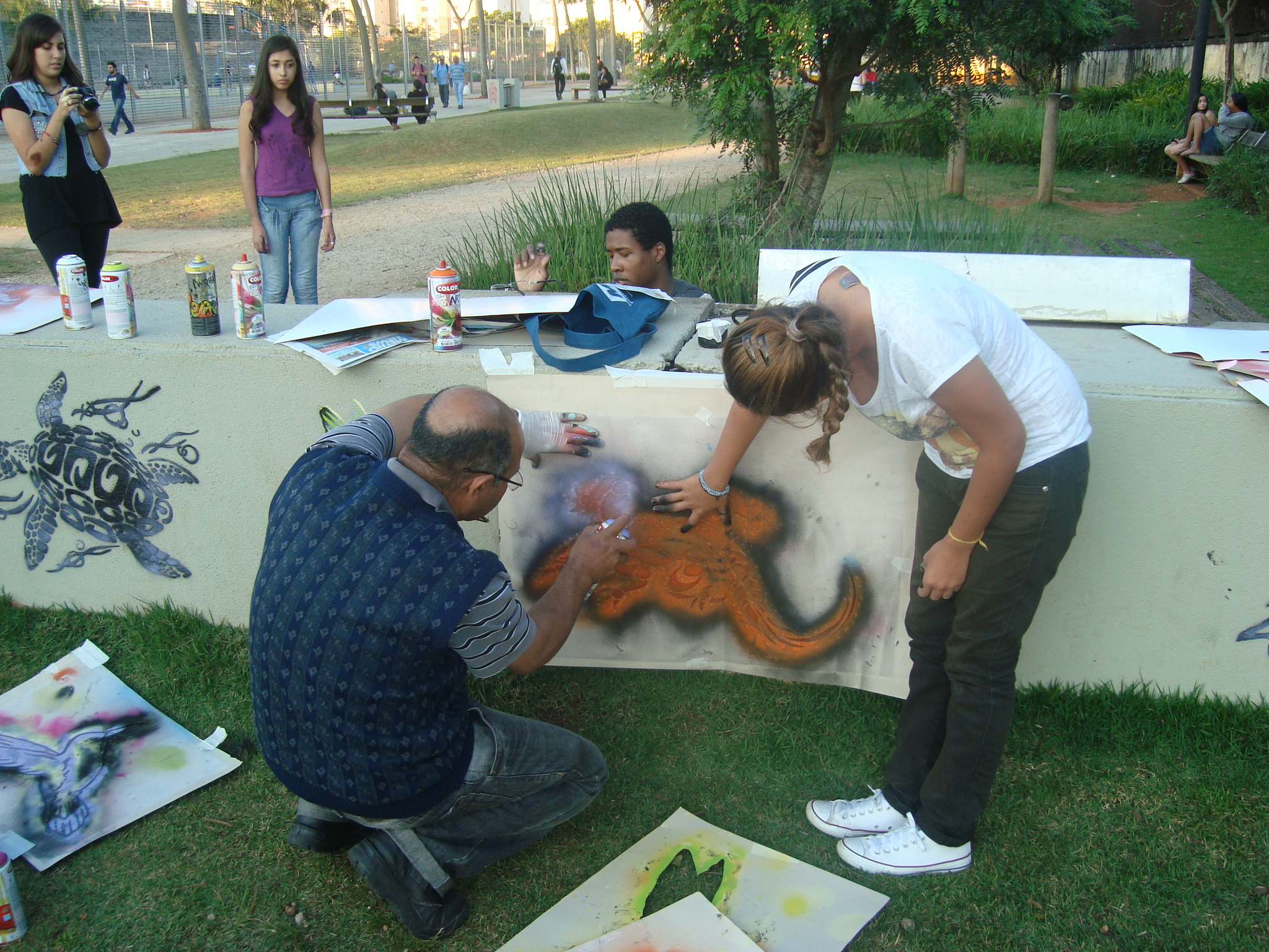 oficina de estencil no parque da juventude.jpg